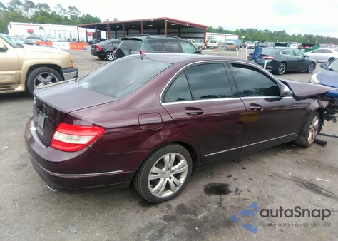 2009 Mercedes-Benz C 300 Sport/Luxury из США, поврежденный, VIN WDDGF54X59R076734